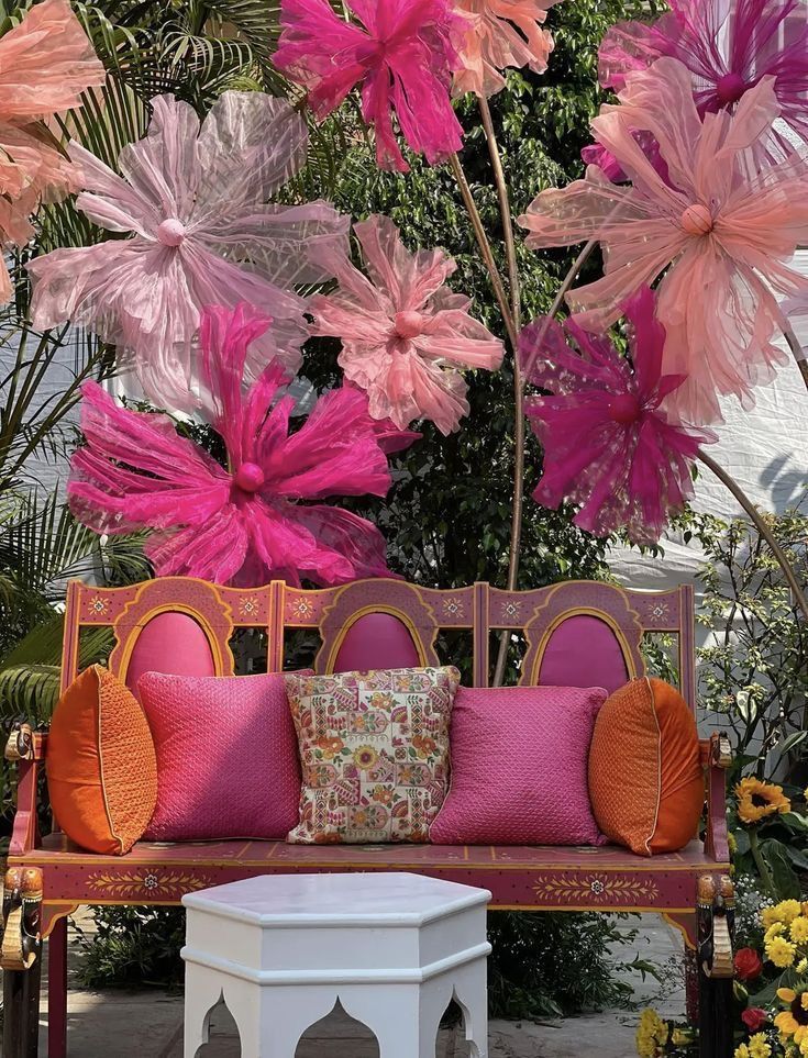 BUDGET FRIENDLY DECOR
